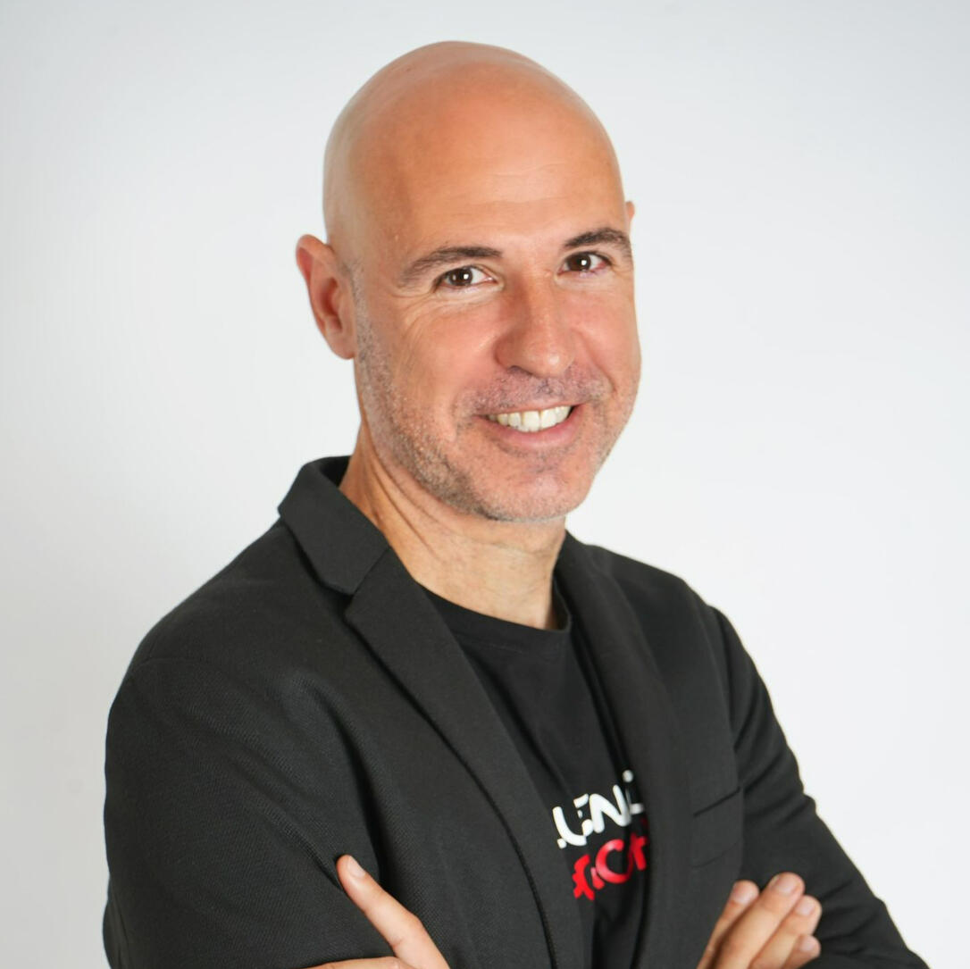 gines-munoz-autor-pnl-deportiva.jpg Ginés Muñoz - Periodista deportivo de la Agencia EFE y experto en PNL aplicada al deporte